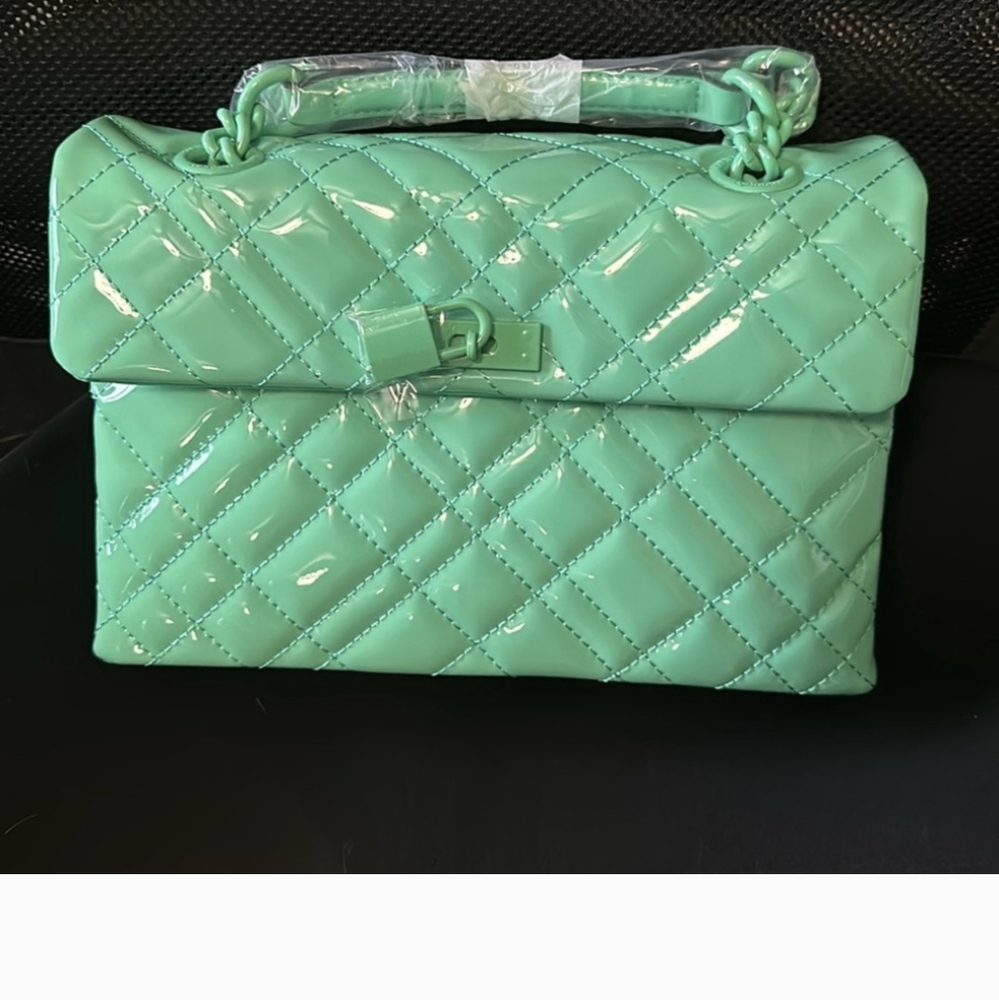 NWT - Kurt Geiger Mint Brixton